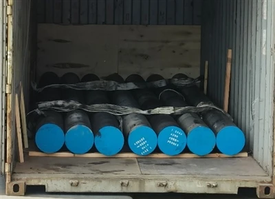 1.2343 Stålstænger læsset i Open Top Container